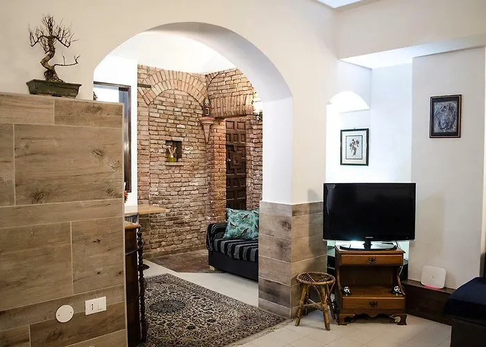 Medieval Central Apartment